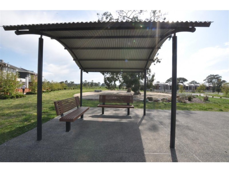 25 Village Walk, Mernda VIC 3754