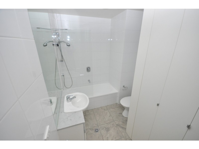 REF 23778/88 Kavanagh Street, Southbank VIC 3006