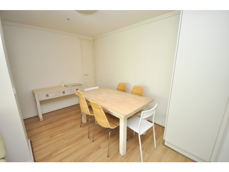 REF 23780/86 Kavanagh Street, Southbank VIC 3006