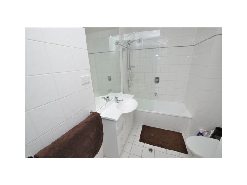 REF 23786/63 Dorcas Street, South Melbourne VIC 3205