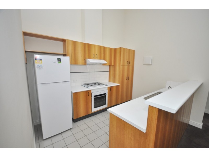 33 Wiltshire Drive, Kew VIC 3101