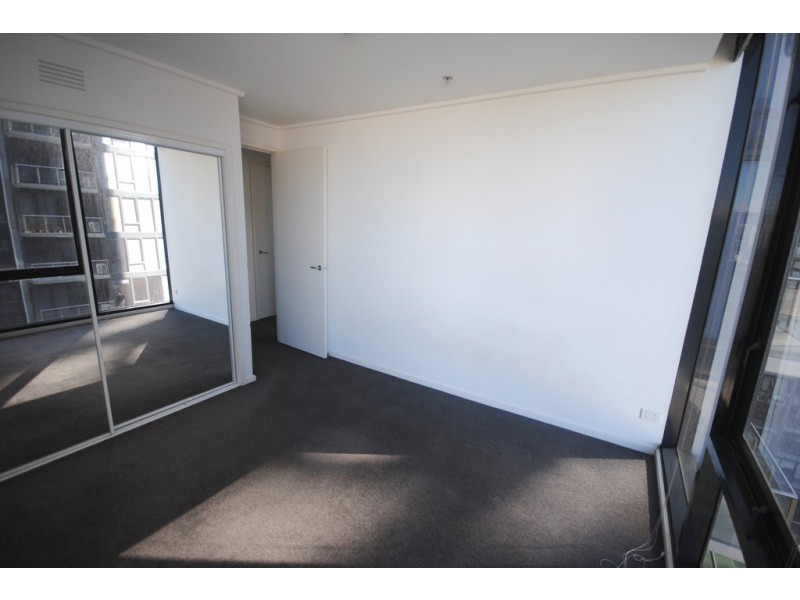 REF 23793/173 City Road, Southbank VIC 3006