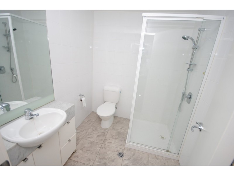 REF 23793/173 City Road, Southbank VIC 3006