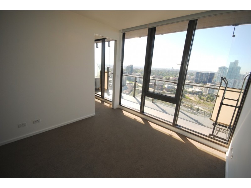REF 23795/118 Kavanagh Street, Southbank VIC 3006