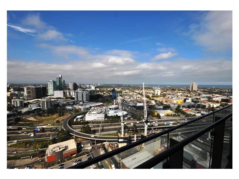 REF 23795/118 Kavanagh Street, Southbank VIC 3006
