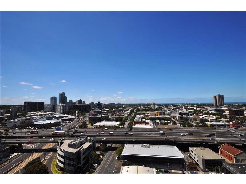 REF 23798/241 City Road, Southbank VIC 3006
