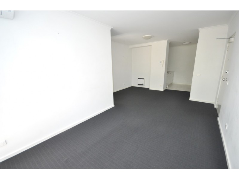 REF 23810/39 Dorcas Street, South Melbourne VIC 3205