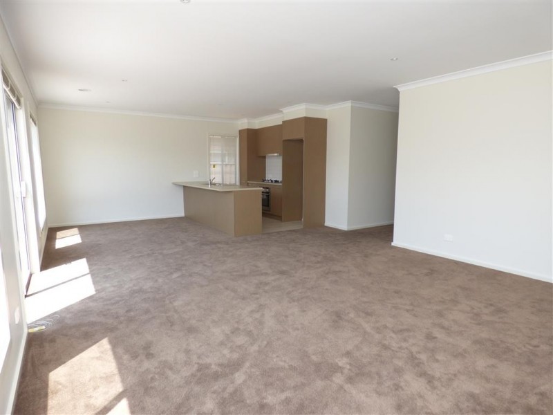 10 Ironwood Drive, Point Cook VIC 3030