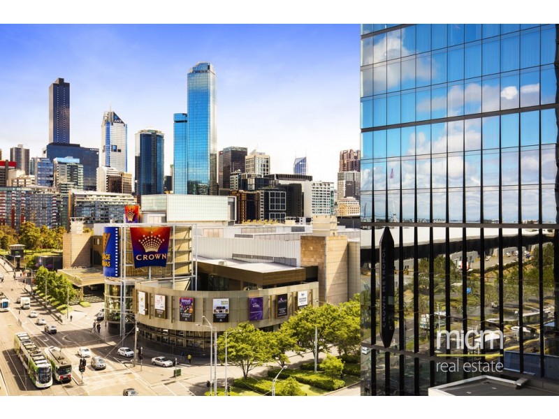 902/63 Whiteman Street, Southbank VIC 3006