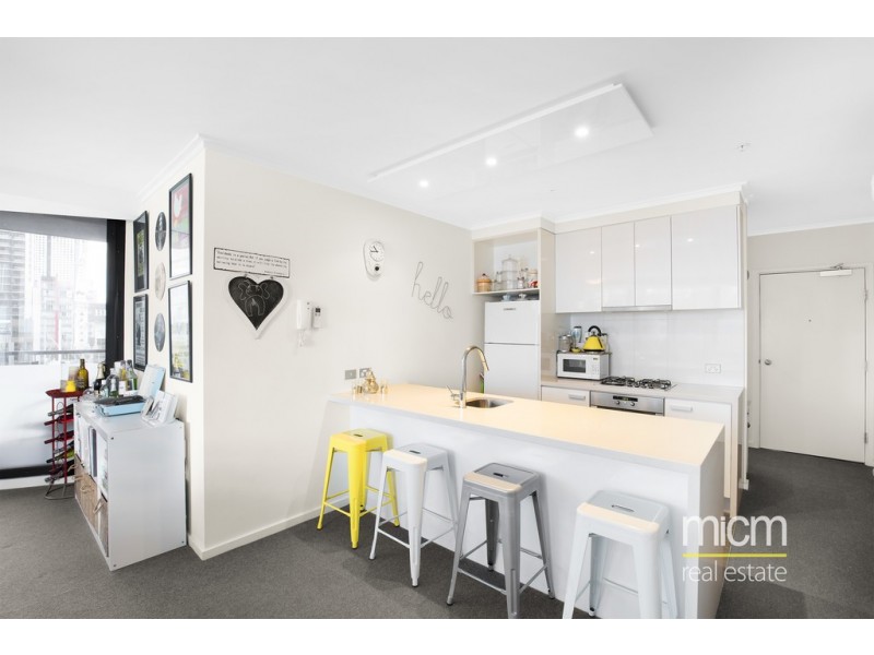 902/63 Whiteman Street, Southbank VIC 3006