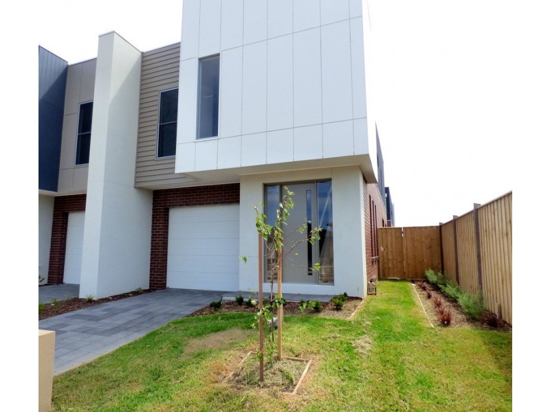 19 Exhibition Street, Point Cook VIC 3030