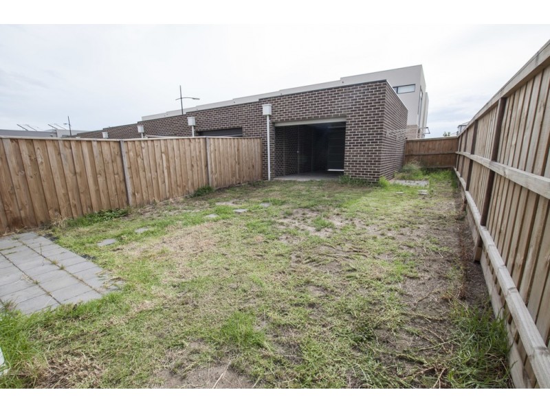 17 Focus Drive, Coburg North VIC 3058