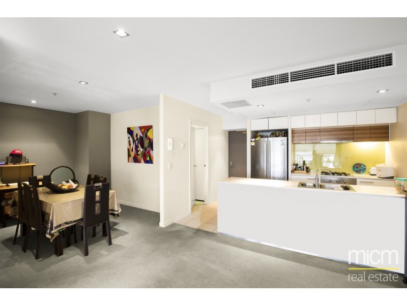 603/100 Harbour Esplanade, Docklands VIC 3008