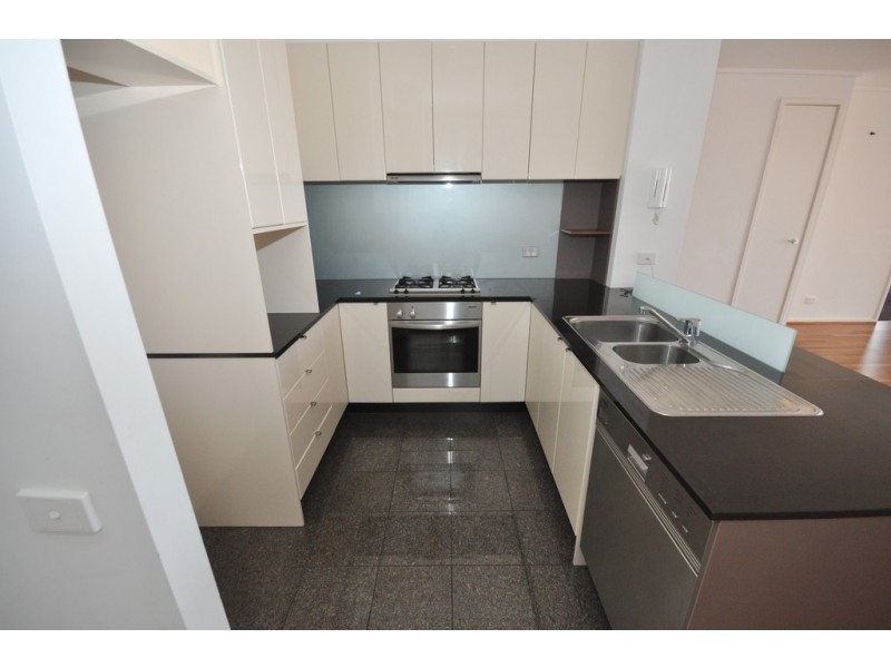 REF 23854/183 City Road, Southbank VIC 3006