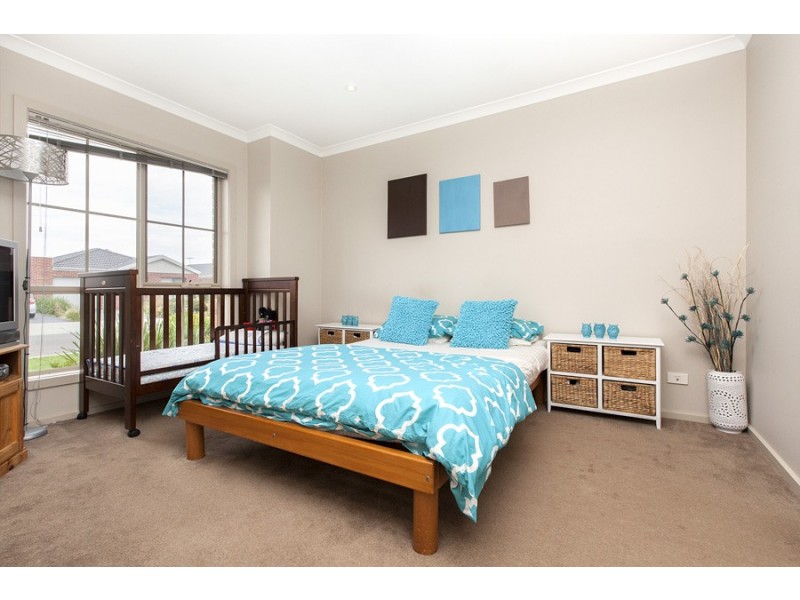 25 Windrest Way, Point Cook VIC 3030