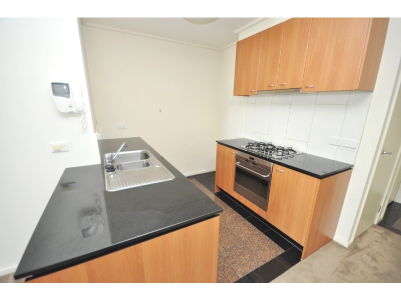 REF 23866/163 City Road, Southbank VIC 3006