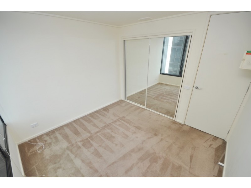 REF 23866/163 City Road, Southbank VIC 3006