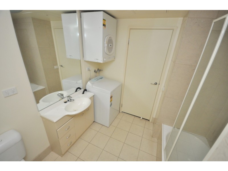 REF 23866/163 City Road, Southbank VIC 3006