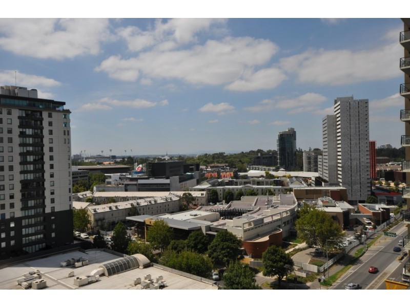 REF 23866/163 City Road, Southbank VIC 3006