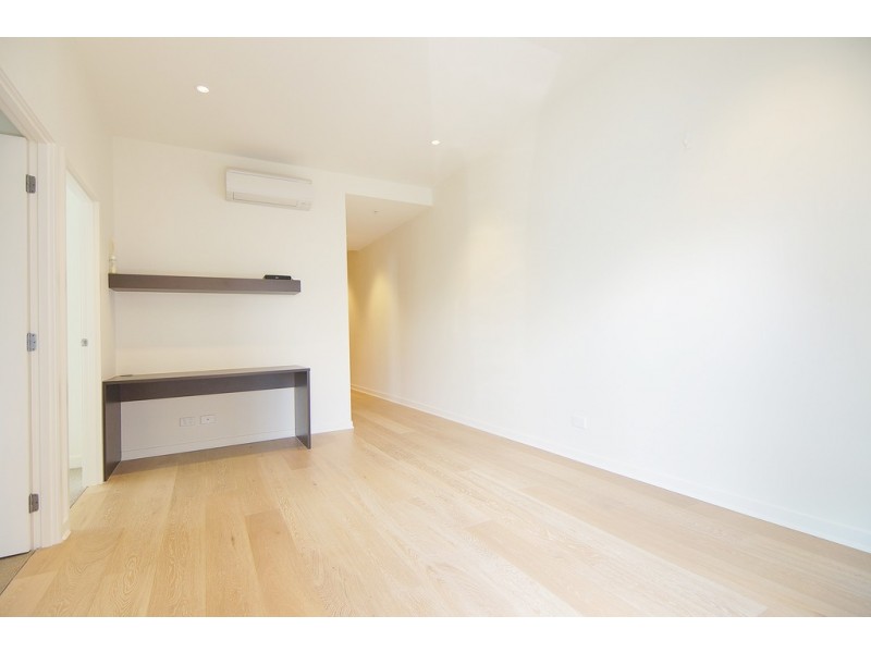 1714/199 William Street, Melbourne VIC 3000