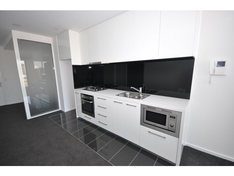 REF 23881/118 Kavanagh Street, Southbank VIC 3006