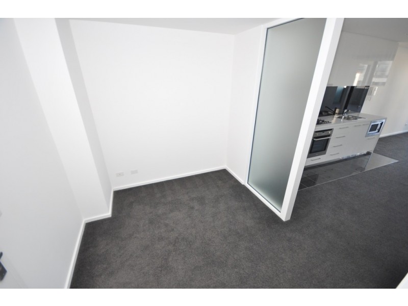 REF 23881/118 Kavanagh Street, Southbank VIC 3006