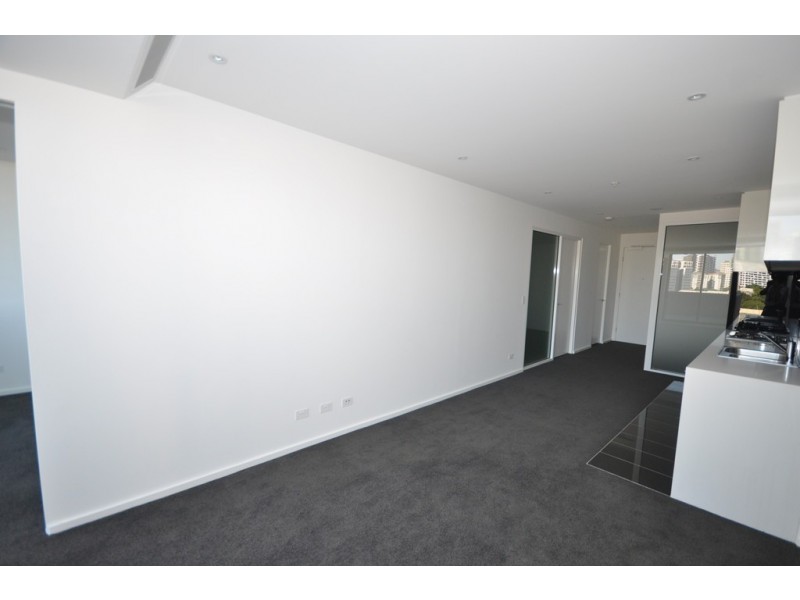 REF 23881/118 Kavanagh Street, Southbank VIC 3006