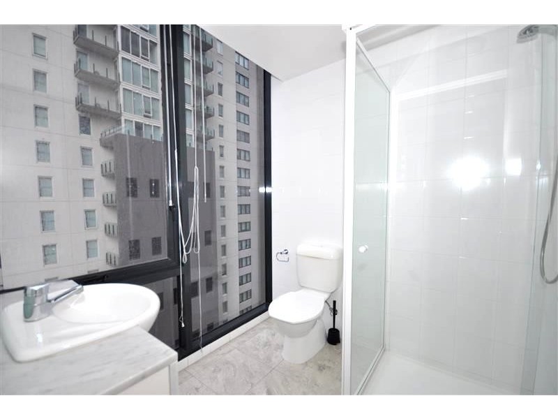 REF 23883/173 City Road, Southbank VIC 3006