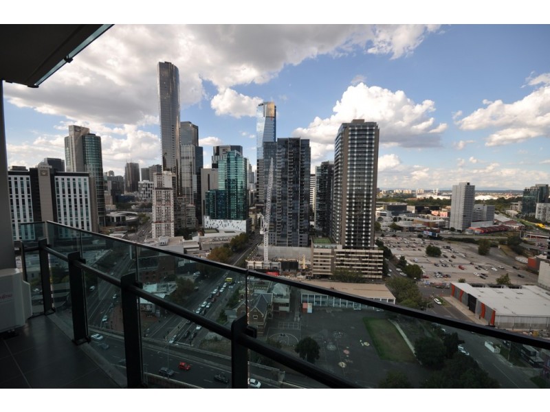 REF 23909/241 City Road, Southbank VIC 3006