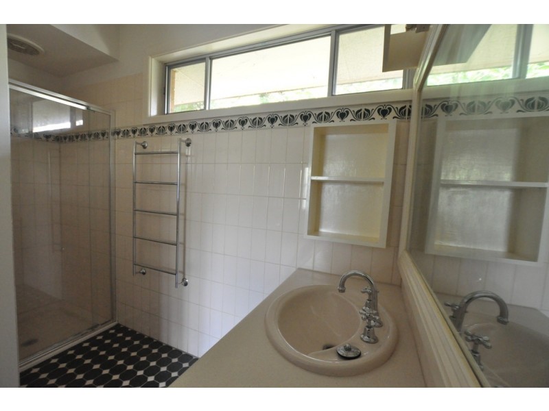 17 Argus Crescent, Doncaster East VIC 3109