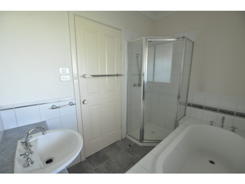 17 Argus Crescent, Doncaster East VIC 3109