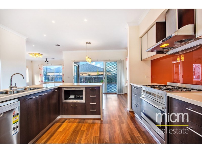 11 Florey Avenue, Point Cook VIC 3030