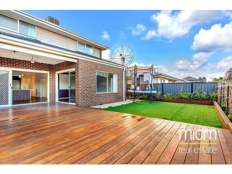 11 Florey Avenue, Point Cook VIC 3030