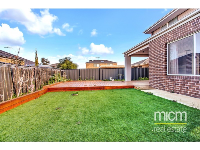 11 Florey Avenue, Point Cook VIC 3030