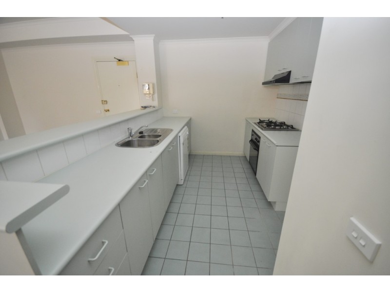 REF 23916/83 Queensbridge Street, Southbank VIC 3006