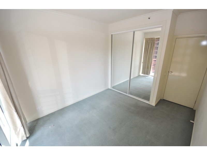 REF 23916/83 Queensbridge Street, Southbank VIC 3006