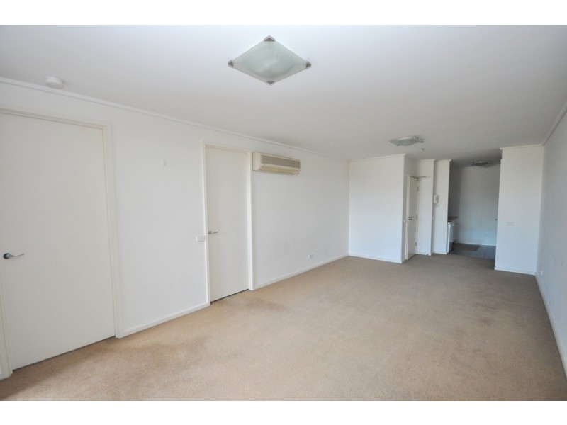 REF 23918/183 City Road, Southbank VIC 3006
