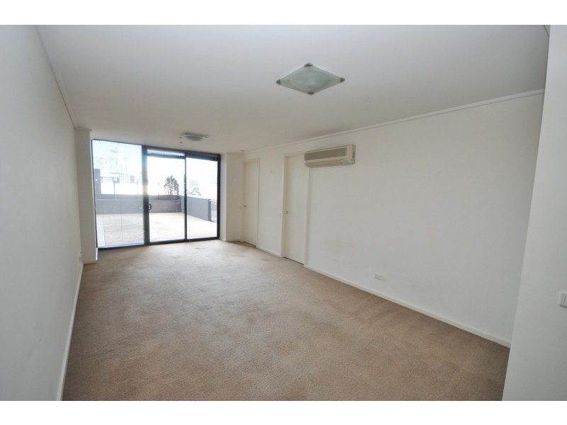 REF 23918/183 City Road, Southbank VIC 3006