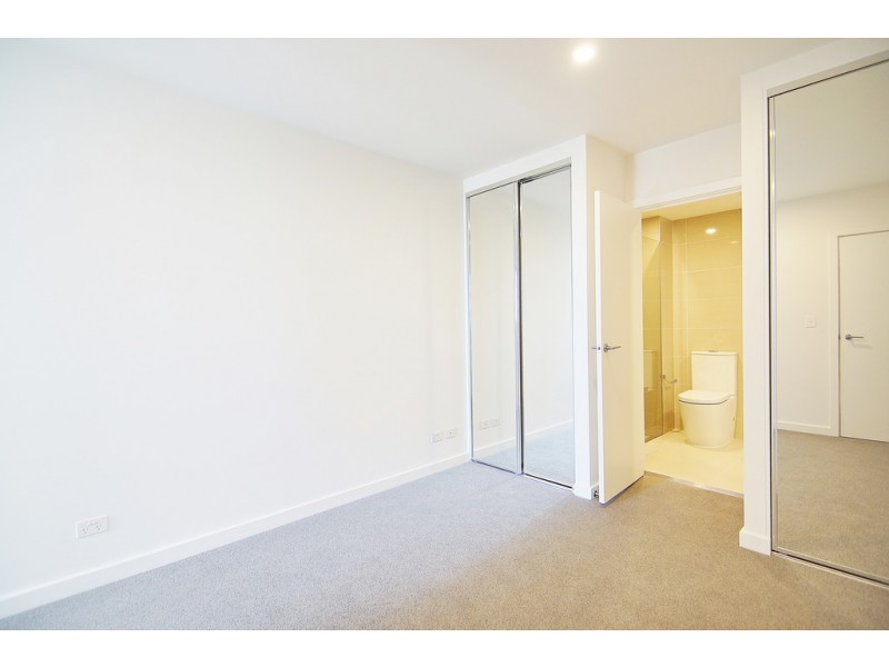 703/33-39 Racecourse Road, North Melbourne VIC 3051