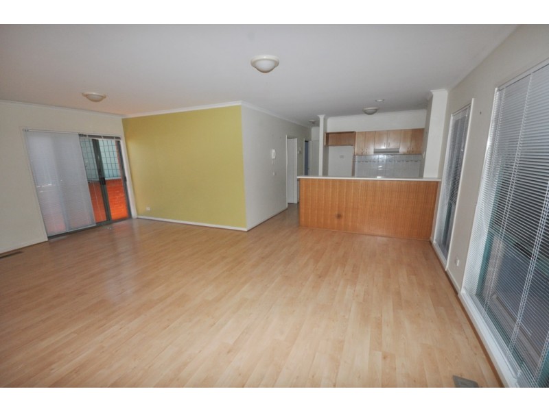 REF 23926/19 Vaughan Crescent, Kew VIC 3101