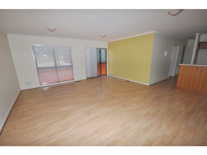 REF 23926/19 Vaughan Crescent, Kew VIC 3101