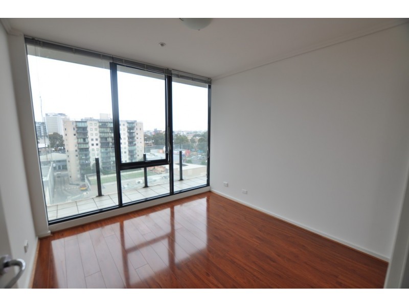 REF 23931/38 Bank Street, South Melbourne VIC 3205