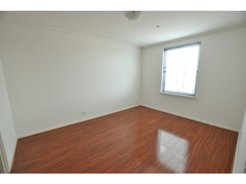 REF 23931/38 Bank Street, South Melbourne VIC 3205