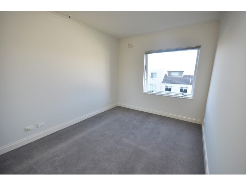 REF 23937/8 Wells Street, Southbank VIC 3006