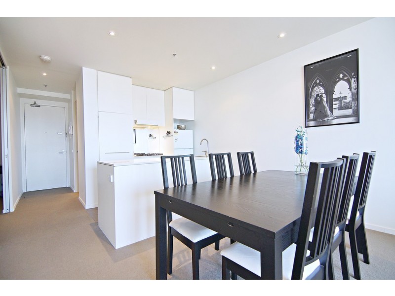 1003/8 McCrae Street, Docklands VIC 3008