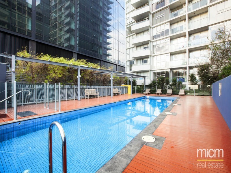 1003/8 McCrae Street, Docklands VIC 3008
