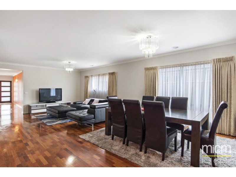 4 Misqa Avenue, Point Cook VIC 3030