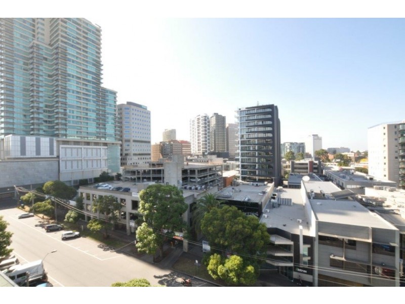 REF 23939/38 Bank Street, South Melbourne VIC 3205