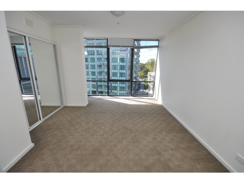 REF 23941/28 Bank Street, South Melbourne VIC 3205