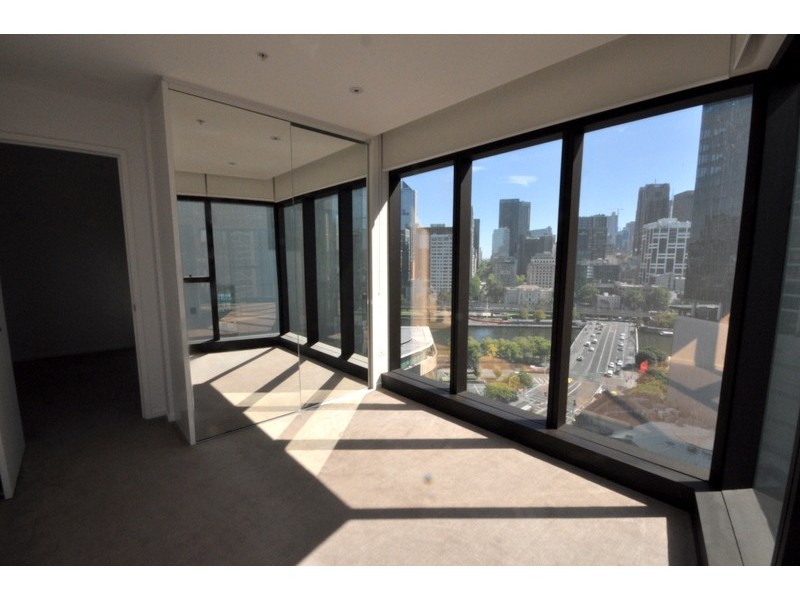 1215/9 Power Street, Southbank VIC 3006